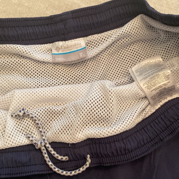 Colombia | men’s med navy | 4 pocket shorts omnishade - Picture 2 of 3